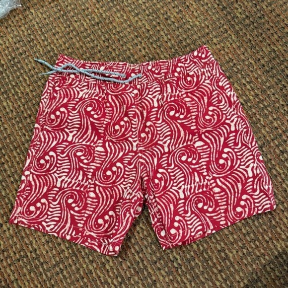 NWOT J. Crew 6" swim‎ trunk in batik print Red, Size S - Picture 1 of 12
